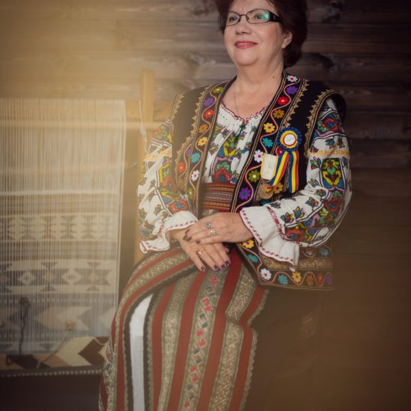 doamna Amelia Papazisuu